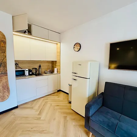 Apartment Lola 5 *