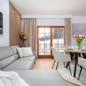 Lola 5 * Schreiberhau